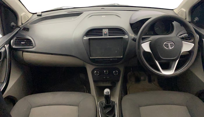 2017 Tata Tiago XM PETROL, Petrol, Manual, 79,649 km, Dashboard