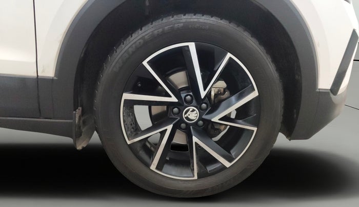 2023 Skoda KUSHAQ  MONTE CARLO 1.0L TSI MT, Petrol, Manual, 22,401 km, Right Front Wheel