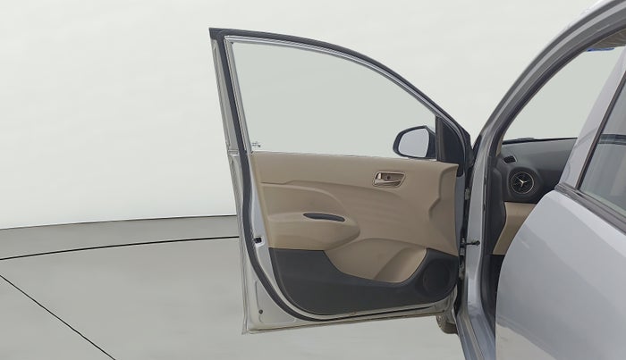 2019 Hyundai NEW SANTRO SPORTZ MT, Petrol, Manual, 22,747 km, LHS Front Door