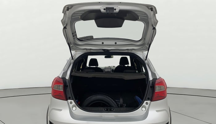 2018 Ford FREESTYLE TITANIUM 1.2 PETROL, CNG, Manual, 1,42,948 km, Boot Door Open