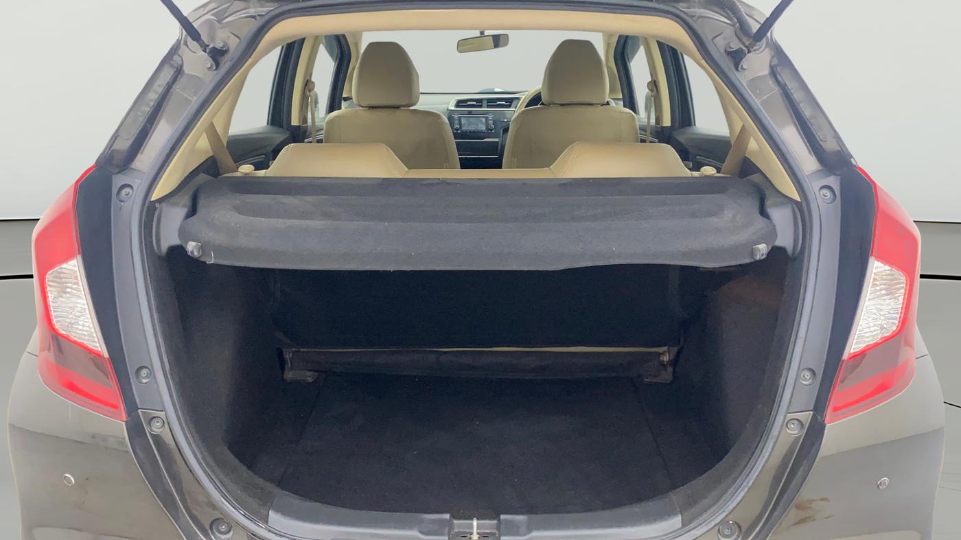 2021 Honda Jazz 1.2L I-VTEC V, Petrol, Manual, 18,368 km, Boot Open Zoomed View
