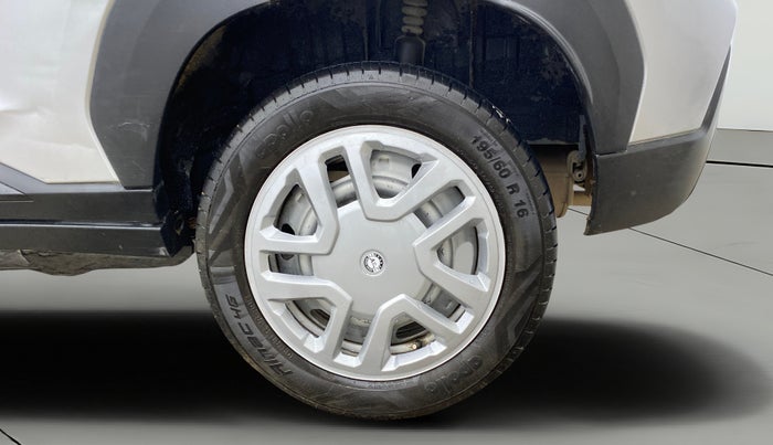 2021 Nissan MAGNITE XE, Petrol, Manual, 1,12,912 km, Left Rear Wheel