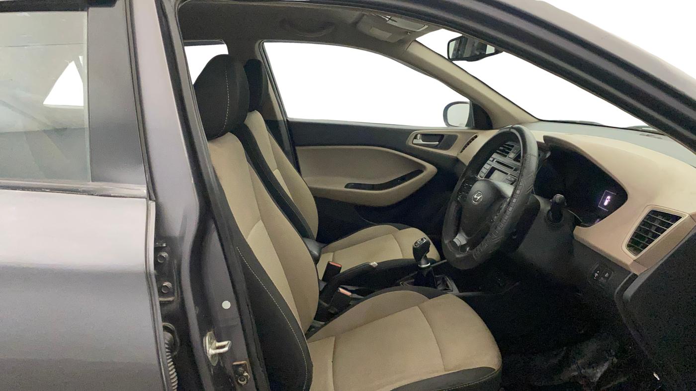 2015 Hyundai Elite i20 ASTA 1.4 CRDI, Diesel, Manual, 85,150 km, Right Side Front Door Cabin