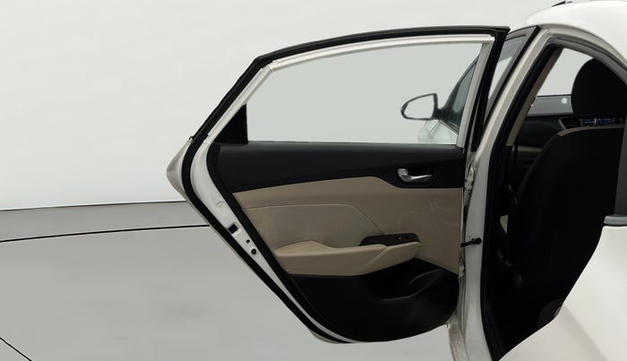 2019 Hyundai Verna 1.6 VTVT SX, Petrol, Manual, 65,450 km, LHS Rear Door