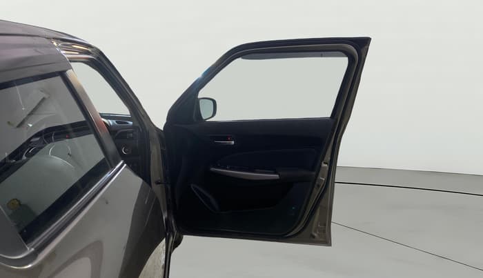 2023 Maruti Swift ZXI PLUS AMT, Petrol, Automatic, 12,328 km, RHS Front Door