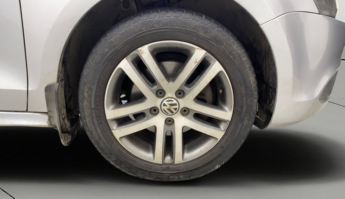 2012 Volkswagen Jetta HIGHLINE TDI AT, Diesel, Automatic, 67,998 km, Right Front Wheel