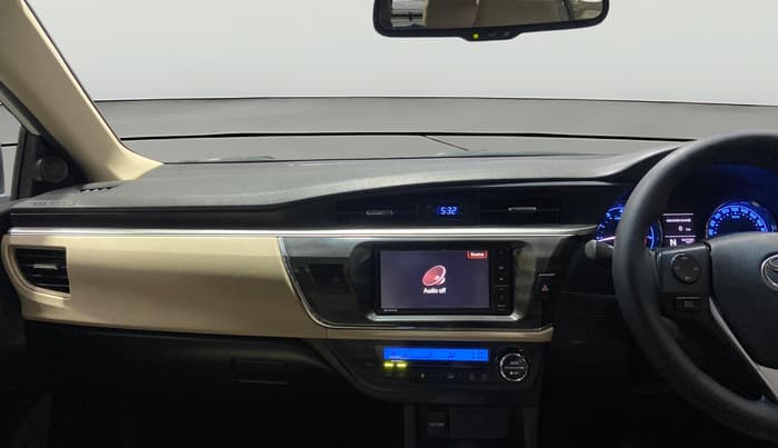 2015 Toyota Corolla Altis VL CVT PETROL, Petrol, Automatic, 1,10,693 km, Air Conditioner