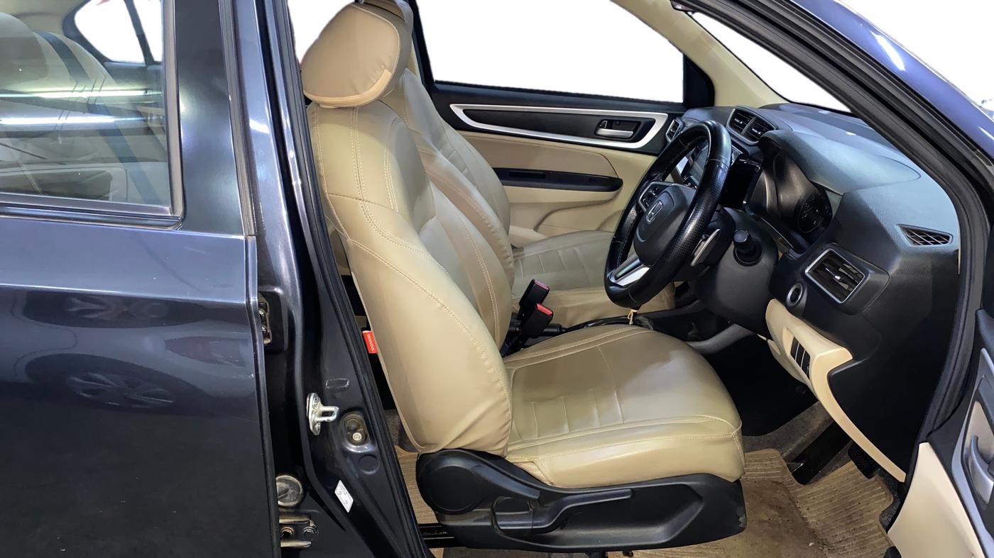 2023 Honda Amaze 1.2L I-VTEC VX CVT, Petrol, Automatic, 13,699 km, Right Side Front Door Cabin