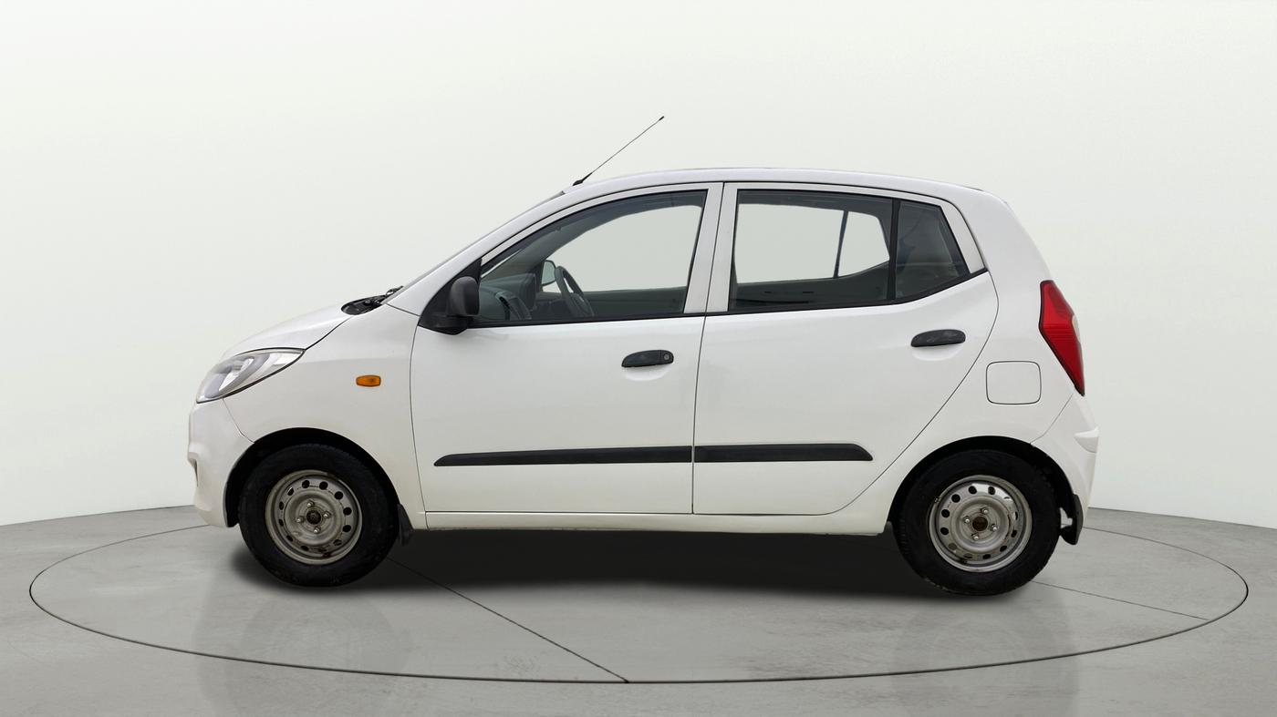 2016 Hyundai i10 MAGNA 1.1, CNG, Manual, 1,31,515 km, Left Side