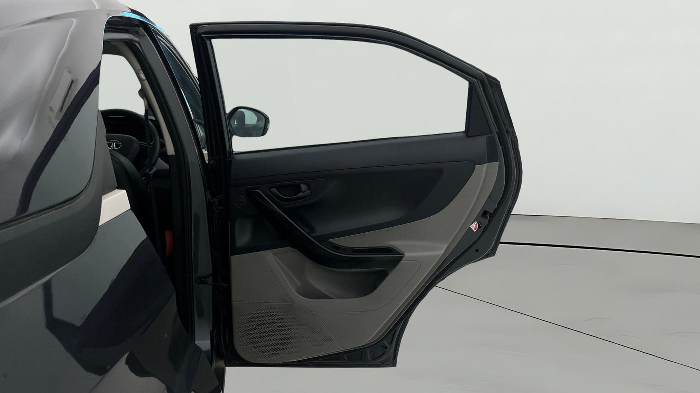 2019 Tata NEXON XMA PETROL, Petrol, Automatic, 54,604 km, RHS Rear Door
