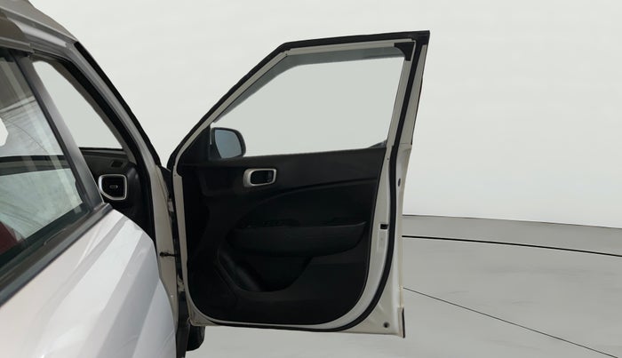 2019 Hyundai VENUE SX 1.0 TURBO, Petrol, Manual, 73,325 km, RHS Front Door