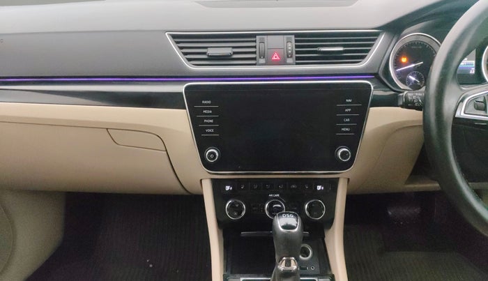 2017 Skoda Superb L&K 1.8 TSI AT, Petrol, Automatic, 91,341 km, Air Conditioner