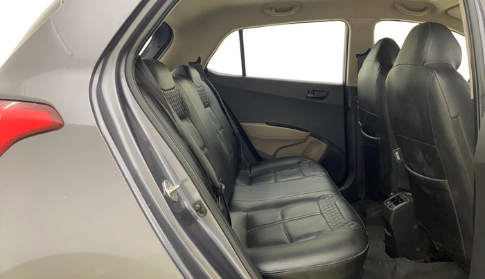 2018 Hyundai Grand i10 MAGNA AT 1.2 KAPPA VTVT, Petrol, Automatic, 79,336 km, Right Side Rear Door Cabin