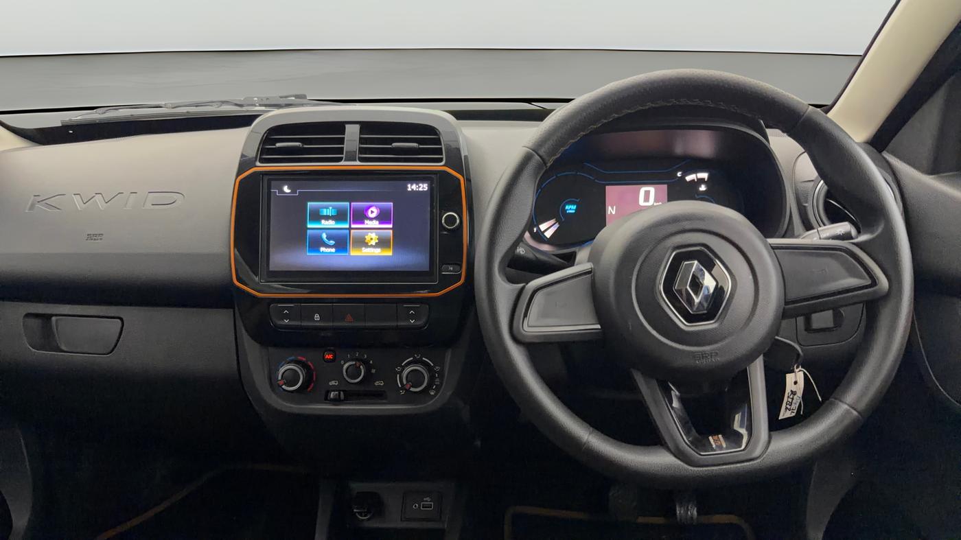 2019 Renault Kwid CLIMBER 1.0 AMT (O), Petrol, Automatic, 40,515 km, Steering Wheel Close Up