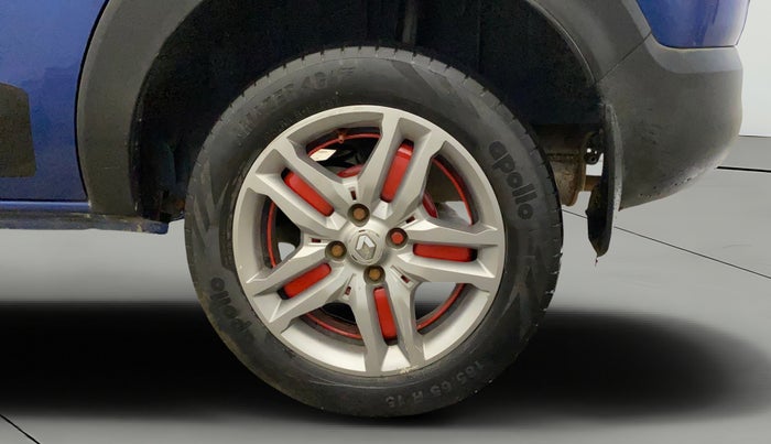 2022 Renault TRIBER RXZ, Petrol, Manual, 43,677 km, Left Rear Wheel