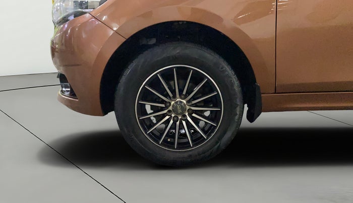 2018 Tata TIGOR XM PETROL, Petrol, Manual, 67,345 km, Left Front Wheel