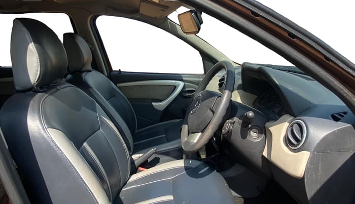 2014 Renault Duster 85 PS RXL DIESEL, Diesel, Manual, 74,437 km, Right Side Front Door Cabin