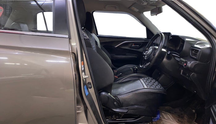 2024 Maruti Swift ZXI PLUS, Petrol, Manual, 30,085 km, Right Side Front Door Cabin