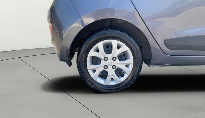 2015 Hyundai Grand i10 SPORTZ 1.2 KAPPA VTVT, Petrol, Manual, 44,161 km, Right Rear Wheel