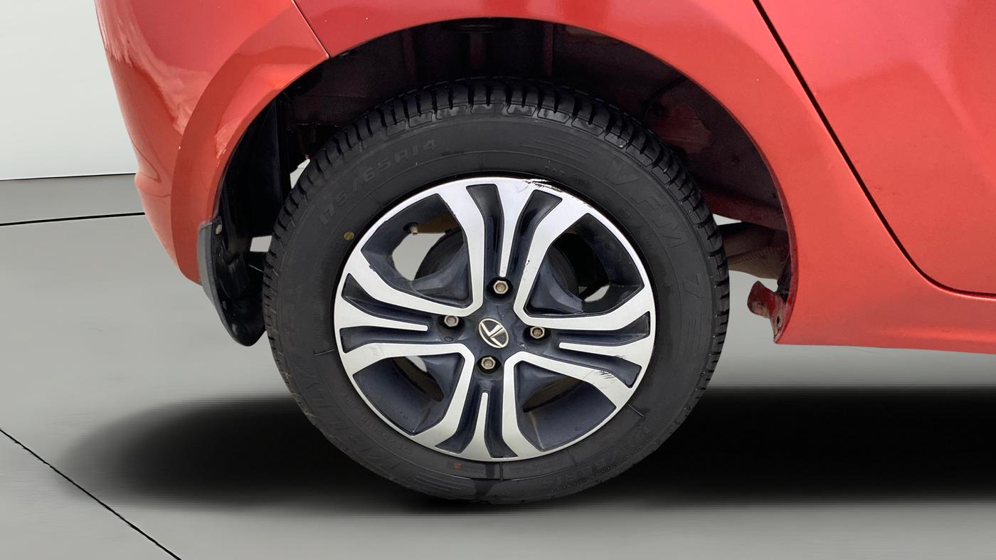 2019 Tata Tiago XZA PETROL, Petrol, Automatic, 23,492 km, Right Rear Wheel