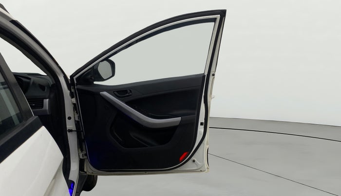 2023 Tata NEXON XM PLUS SUNROOF PETROL, Petrol, Manual, 27,881 km, RHS Front Door