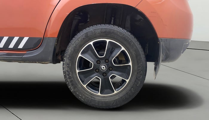 2018 Renault Duster RXS CVT, Petrol, Automatic, 30,676 km, Left Rear Wheel