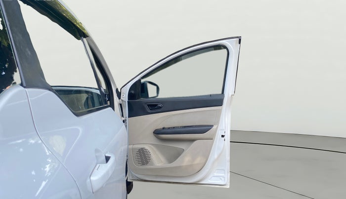 2022 Renault TRIBER RXT, Petrol, Manual, 89,906 km, RHS Front Door