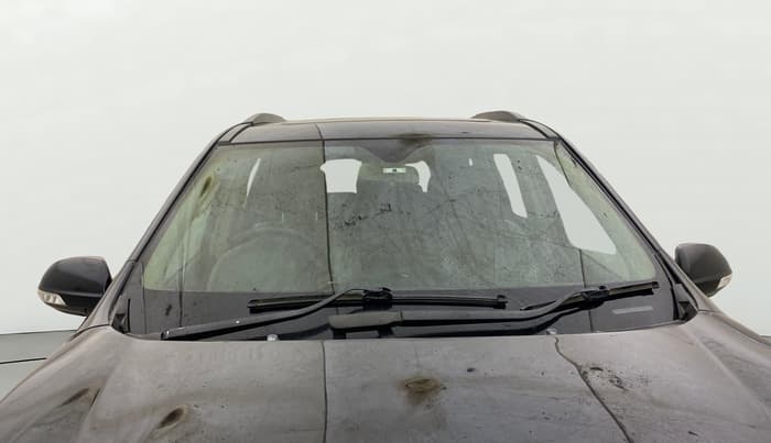 2016 Mahindra XUV500 W10 AT, Diesel, Automatic, 1,26,904 km, Front Windshield
