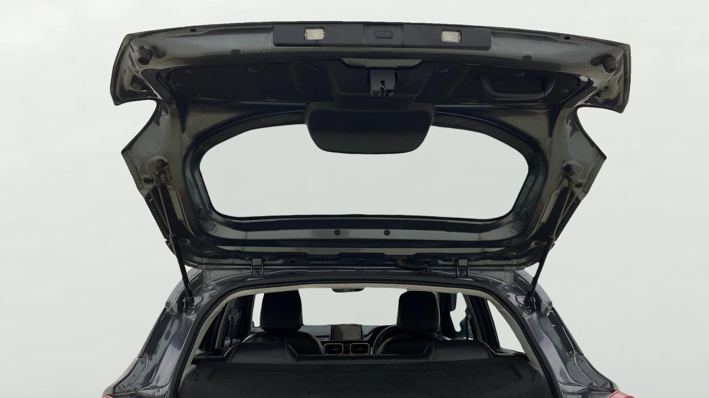 2024 Tata PUNCH ACCOMPLISHED AMT, Petrol, Automatic, 18,344 km, Boot Door Open