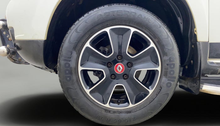 2018 Renault Duster RXS CVT, Petrol, Automatic, 24,428 km, Left Front Wheel