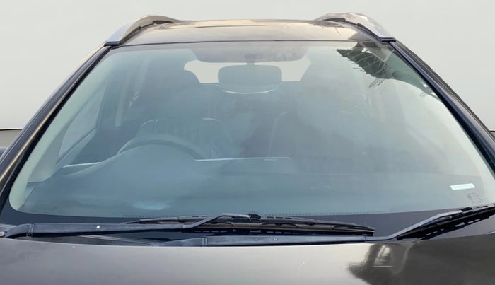 2017 Honda WR-V 1.5L I-DTEC VX MT, Diesel, Manual, 56,244 km, Front Windshield