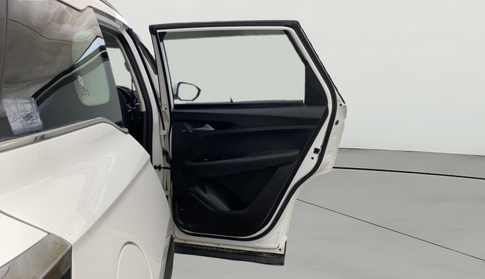 2019 MG HECTOR SHARP 1.5 DCT PETROL, Petrol, Automatic, 83,284 km, RHS Rear Door