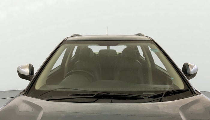 2022 Mahindra XUV300 W6 1.2 PETROL AMT, Petrol, Automatic, 44,310 km, Front Windshield