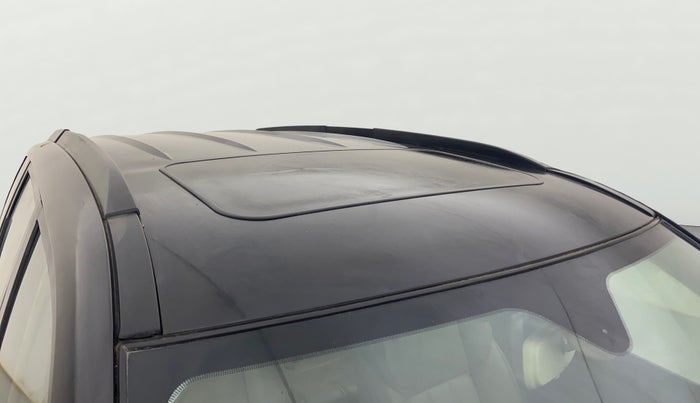 2016 Mahindra XUV500 W10 AT, Diesel, Automatic, 82,399 km, Roof