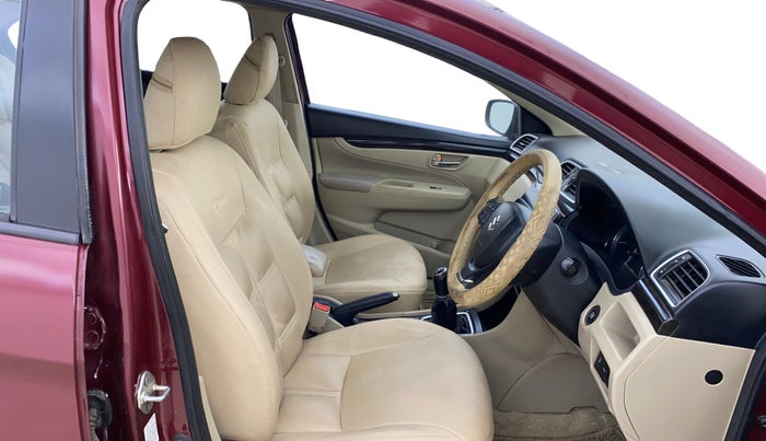 2017 Maruti Ciaz ZETA DIESEL 1.3, Diesel, Manual, 1,41,965 km, Right Side Front Door Cabin