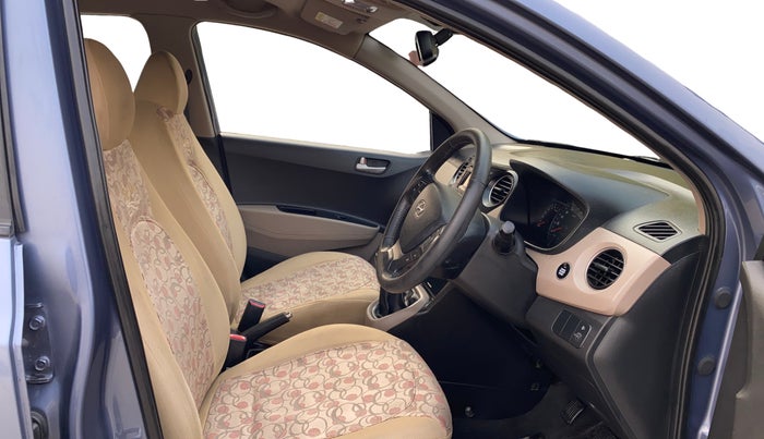 2014 Hyundai Xcent SX 1.2 (O), Petrol, Manual, 35,770 km, Right Side Front Door Cabin