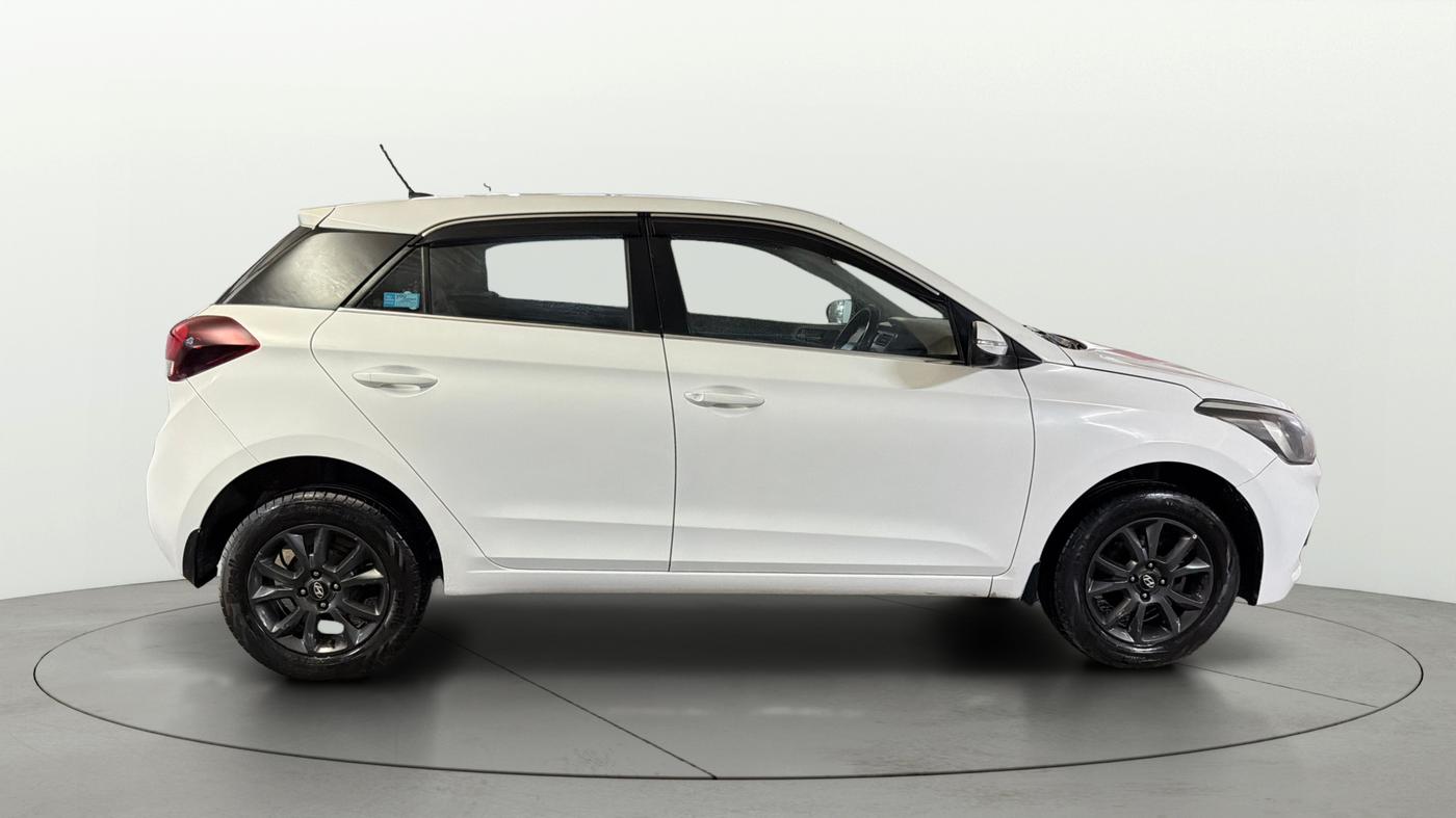 2018 Hyundai Elite i20 ASTA 1.2, Petrol, Manual, 64,005 km, Right Side View