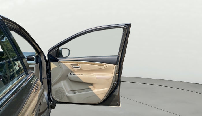 2019 Maruti Ciaz ALPHA 1.5 SHVS PETROL, Petrol, Manual, 96,651 km, RHS Front Door