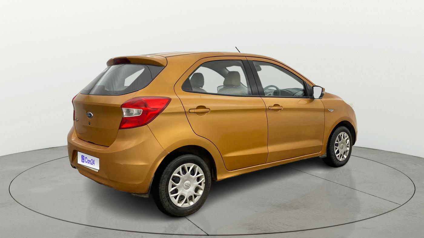 2015 Ford New Figo TREND 1.2 PETROL, Petrol, Manual, 82,951 km, Right Back Diagonal