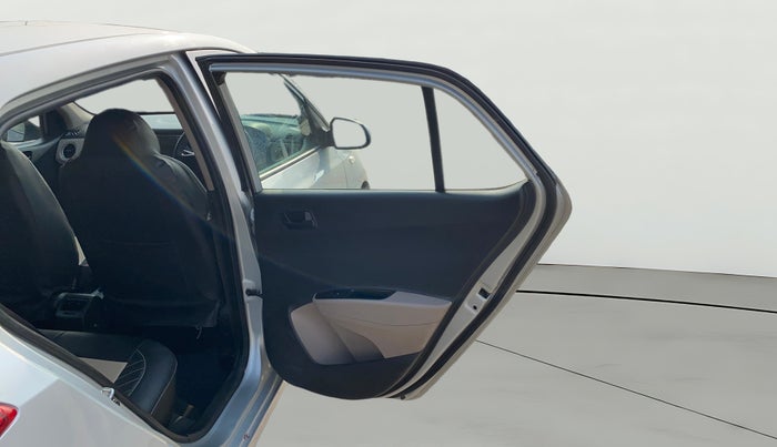 2017 Hyundai Grand i10 MAGNA 1.2 KAPPA VTVT, Petrol, Manual, 80,952 km, RHS Rear Door