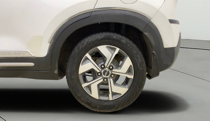 2021 KIA SONET HTX 1.5, Diesel, Manual, 89,397 km, Left Rear Wheel