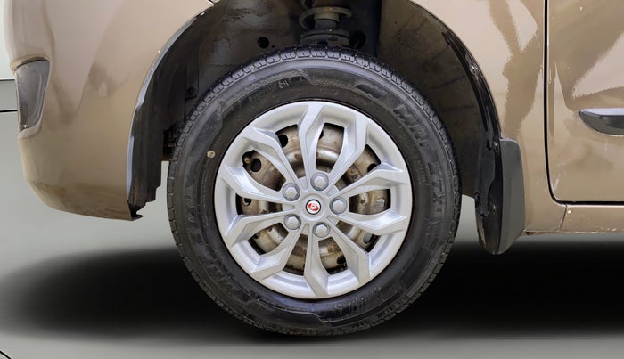 2015 Maruti Wagon R 1.0 LXI CNG, CNG, Manual, 1,10,768 km, Left Front Wheel