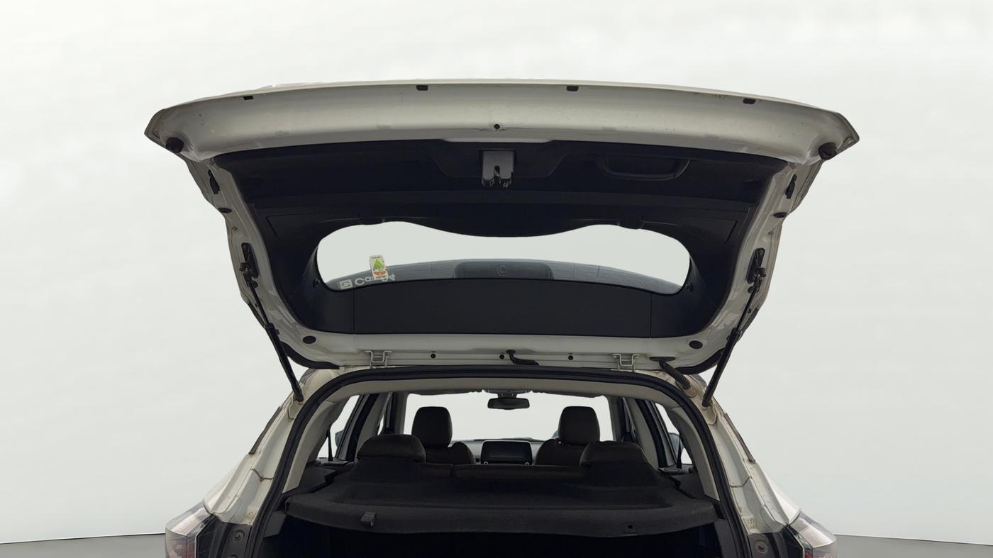 2021 Tata Harrier XZA PLUS 2.0L, Diesel, Automatic, 72,986 km, Boot Door Open