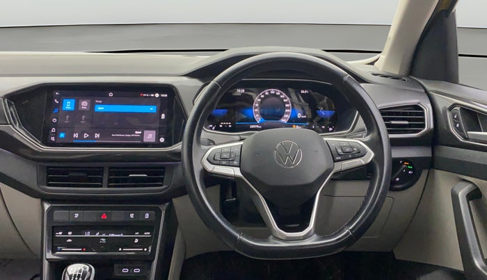2023 Volkswagen TAIGUN TOPLINE 1.0 TSI MT, Petrol, Manual, 23,978 km, Steering Wheel Close Up