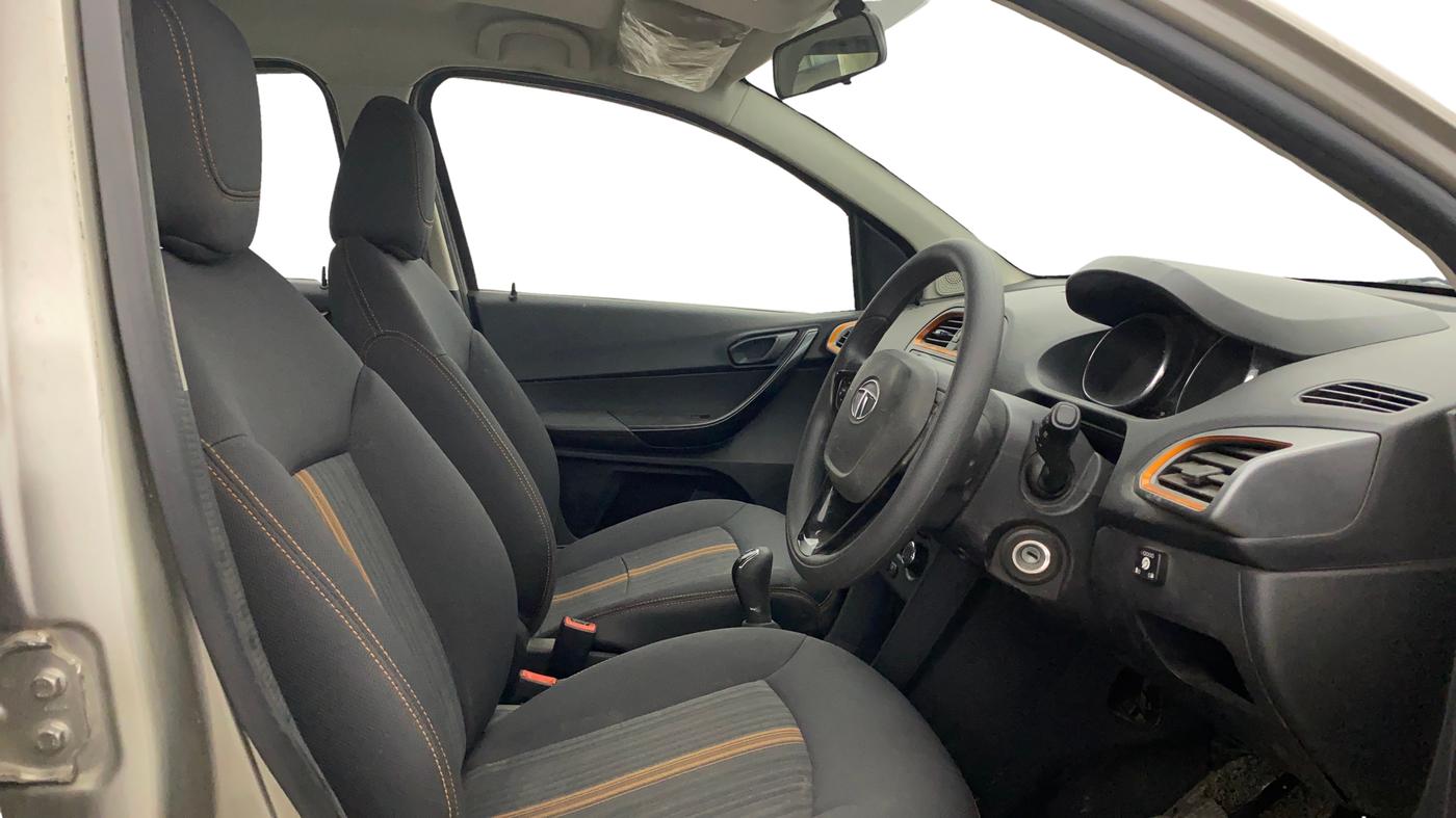 2019 Tata TIAGO NRG PETROL, CNG, Manual, 1,03,690 km, Right Side Front Door Cabin