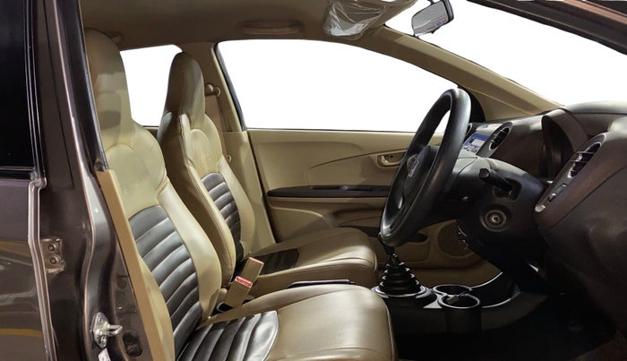 2013 Honda Brio S MT, Petrol, Manual, 27,749 km, Right Side Front Door Cabin