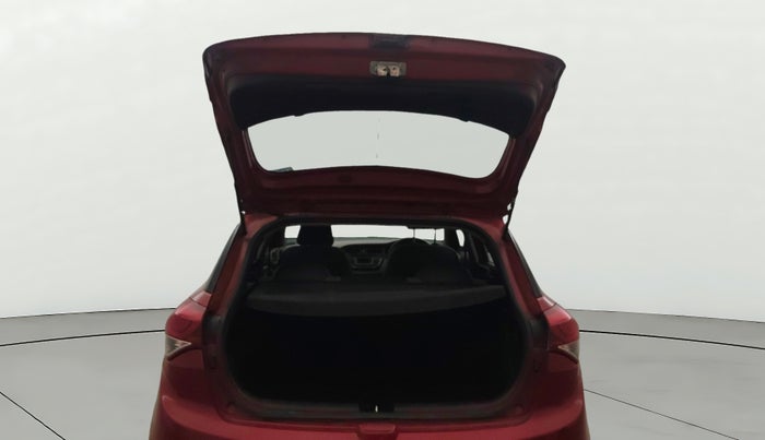 2015 Hyundai Elite i20 SPORTZ 1.2, Petrol, Manual, 73,457 km, Boot Door Open