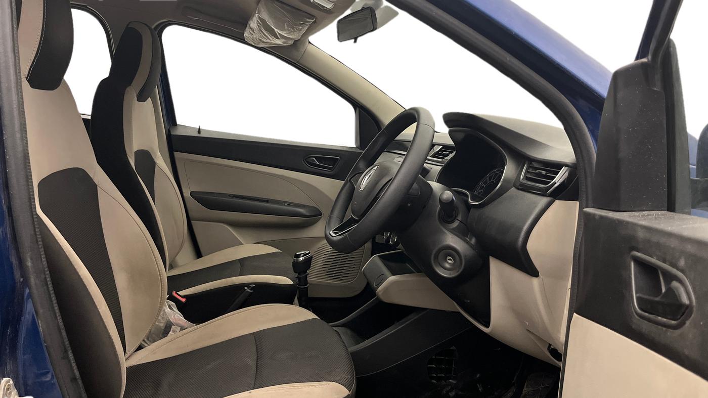 2021 Renault TRIBER RXT, Petrol, Manual, 47,475 km, Right Side Front Door Cabin