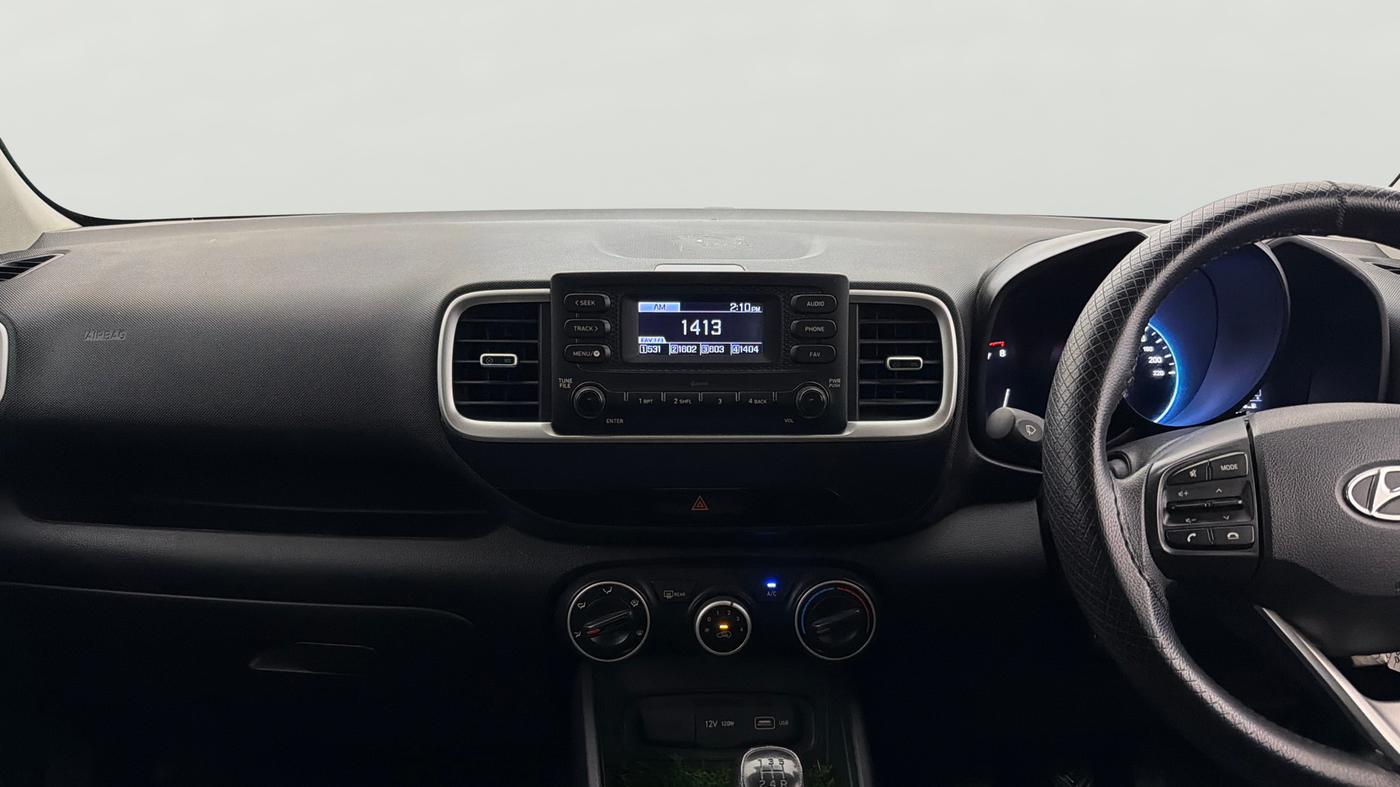2021 Hyundai VENUE S 1.2, Petrol, Manual, 36,192 km, Air Conditioner