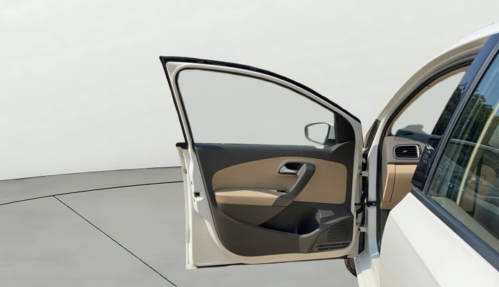 2017 Volkswagen Vento HIGHLINE PETROL AT, Petrol, Automatic, 86,755 km, LHS Front Door